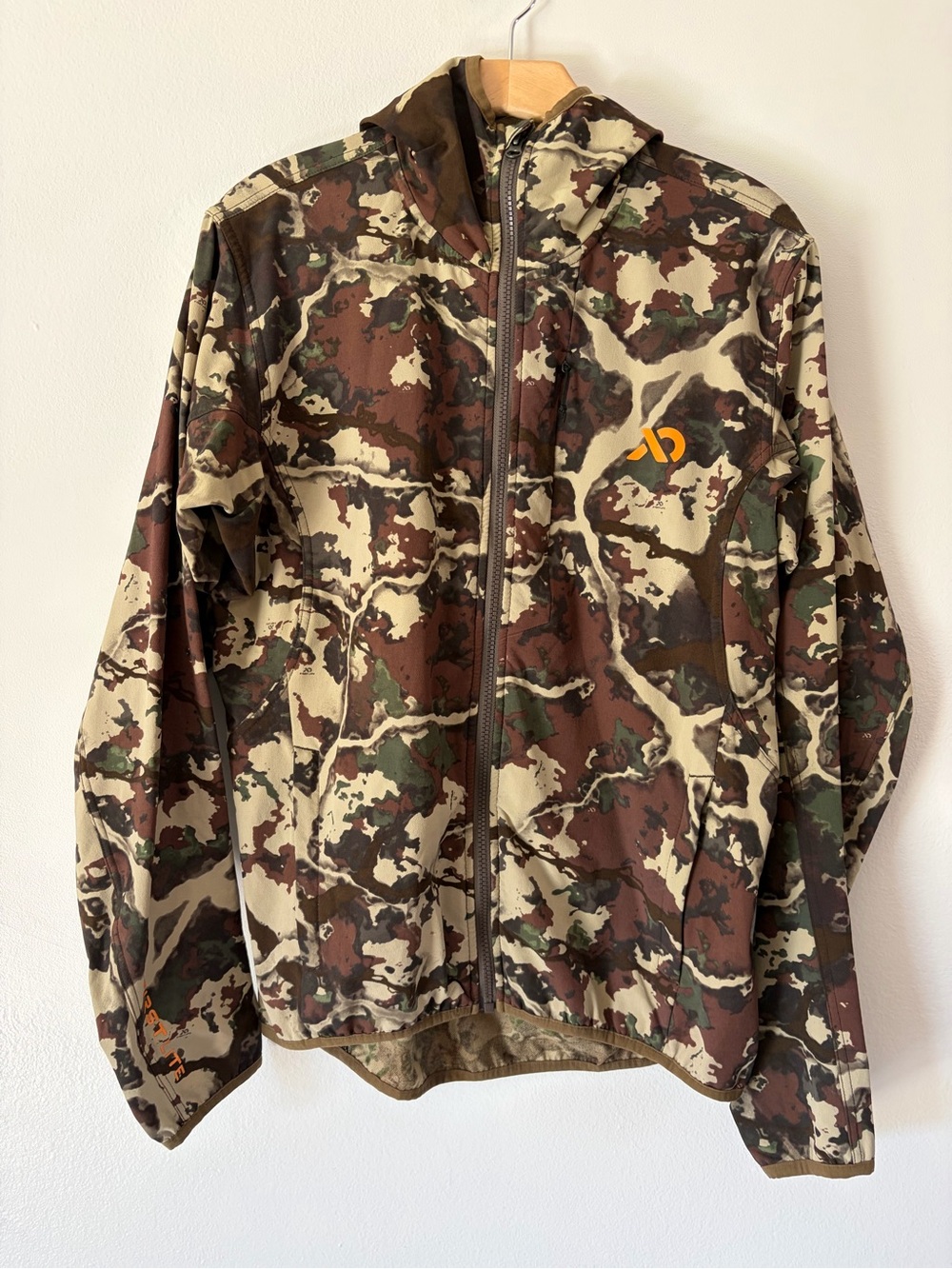 First Lite Corrugate Guide Hooded Nylon Blend Jacket Fusion Camo Men’s Medium